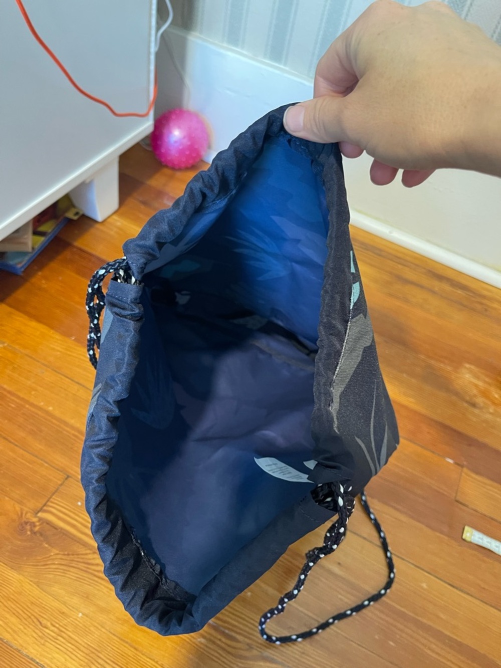 Dakine Navy Tropical Drawstring Backpack - Picture 2 of 4